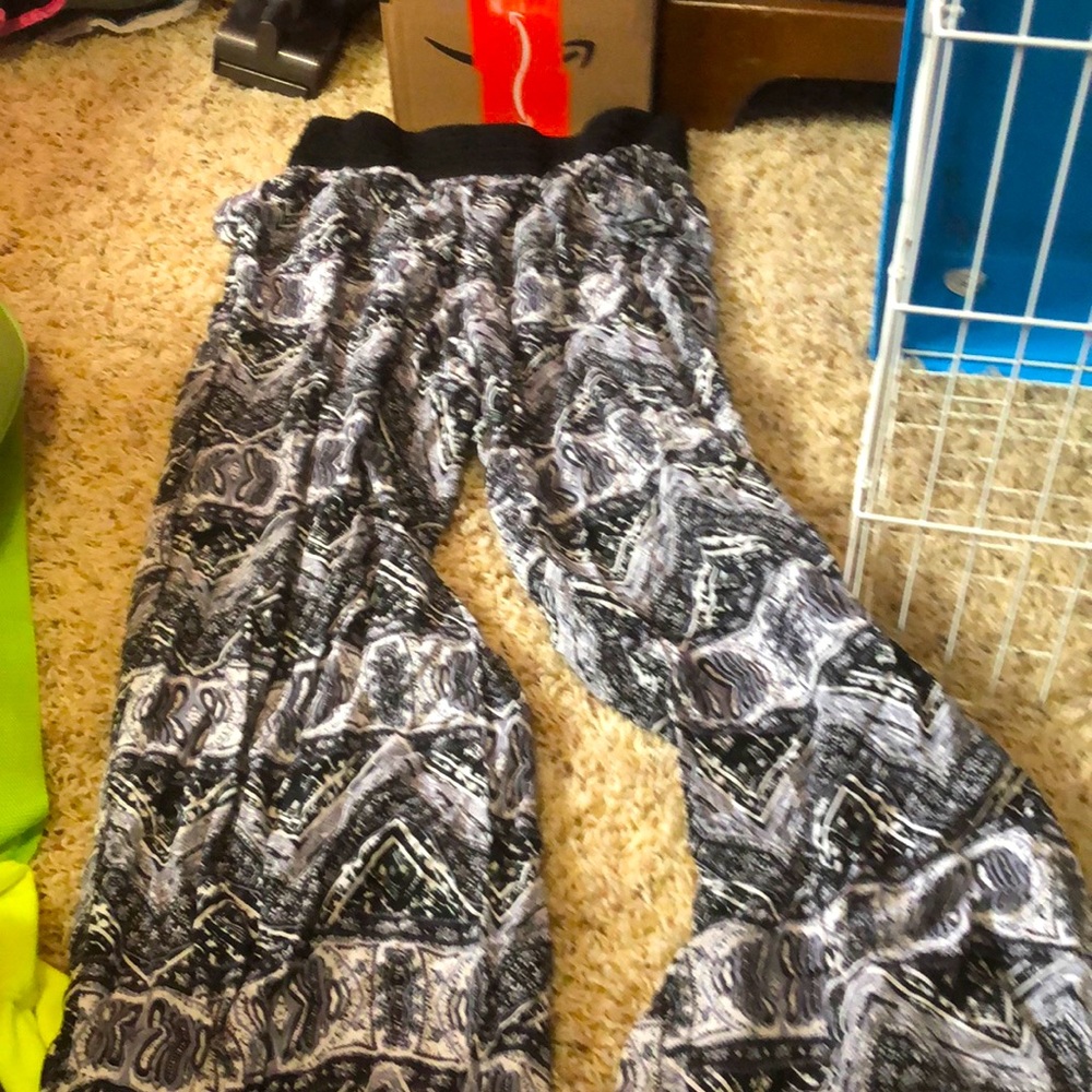 Black and white hippie pants with elastic waistband great condition size large
